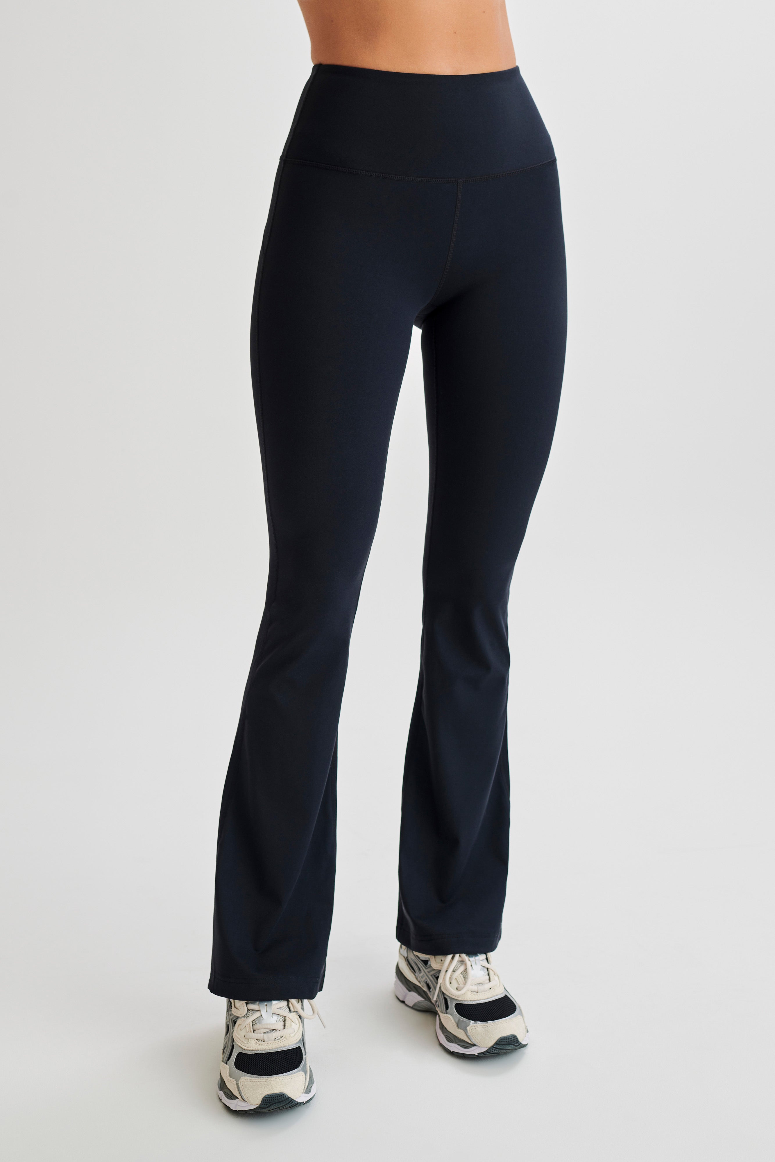 Levauro Jesse Flared Yoga Pantolonu - Siyah