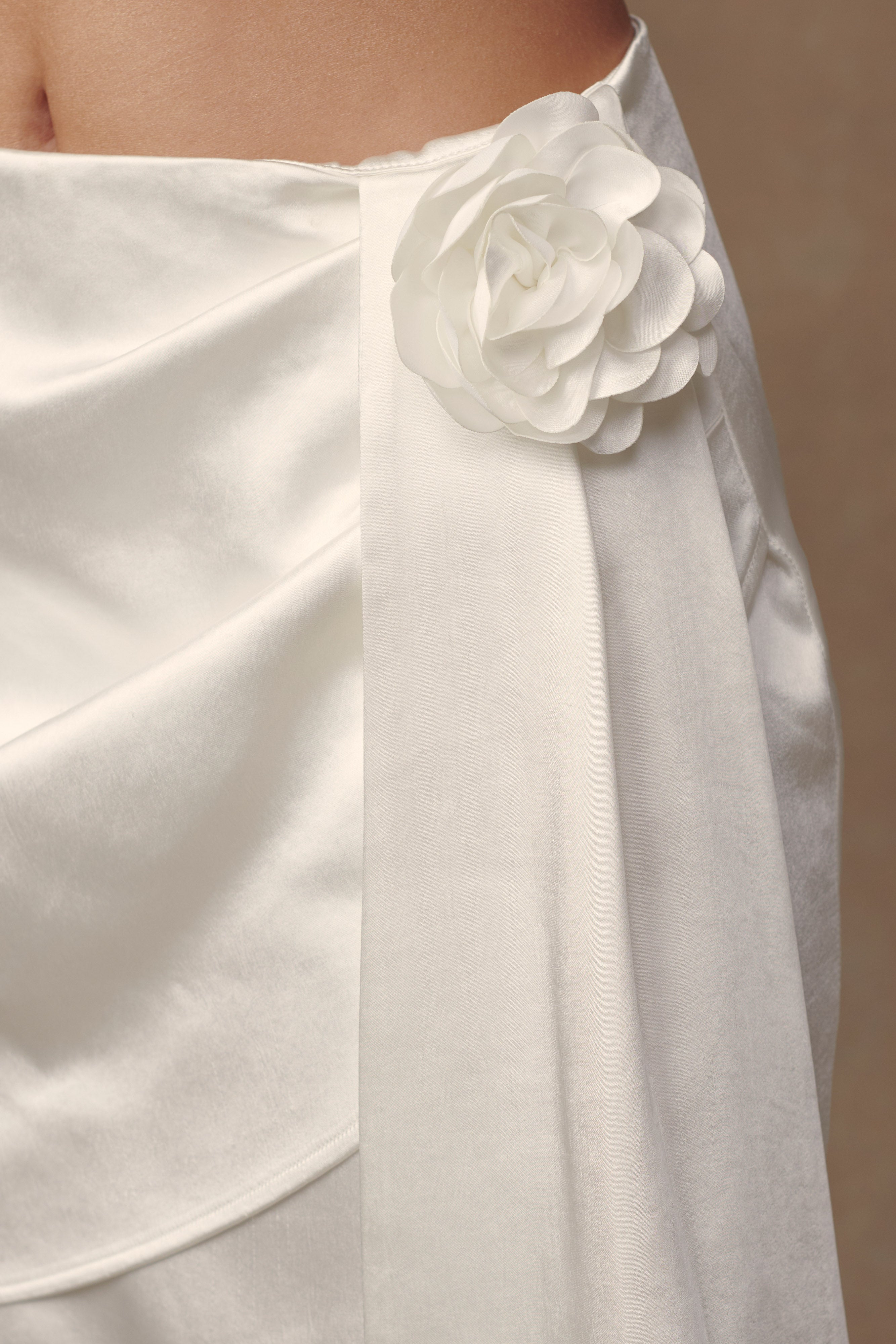 Levauro Margot Rose Mini Etek - Beyaz