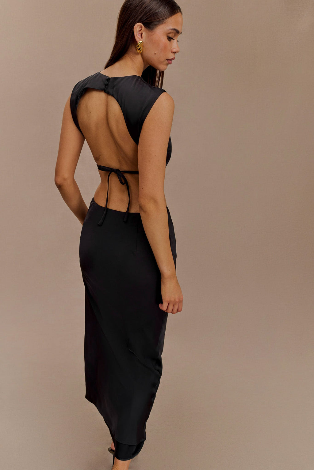 Levaru  Viviana Saten Kolsuz Crop Top - Siyah