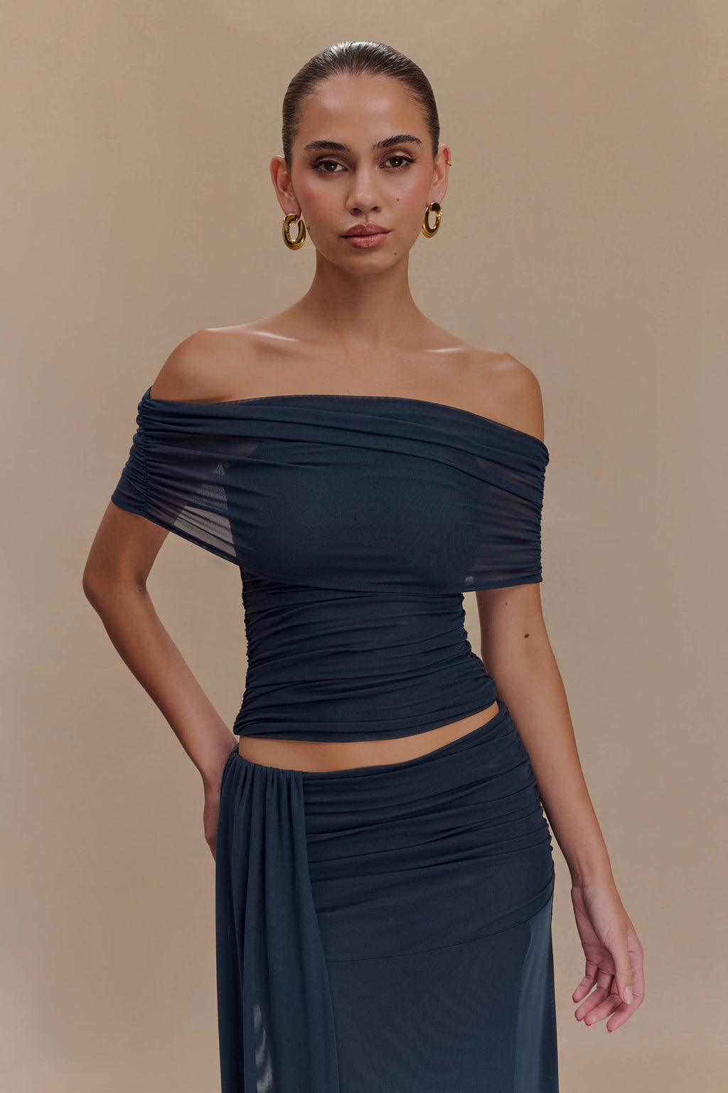 Levauro Arna Düşük Omuzlu File Crop Top - Gece Mavisi