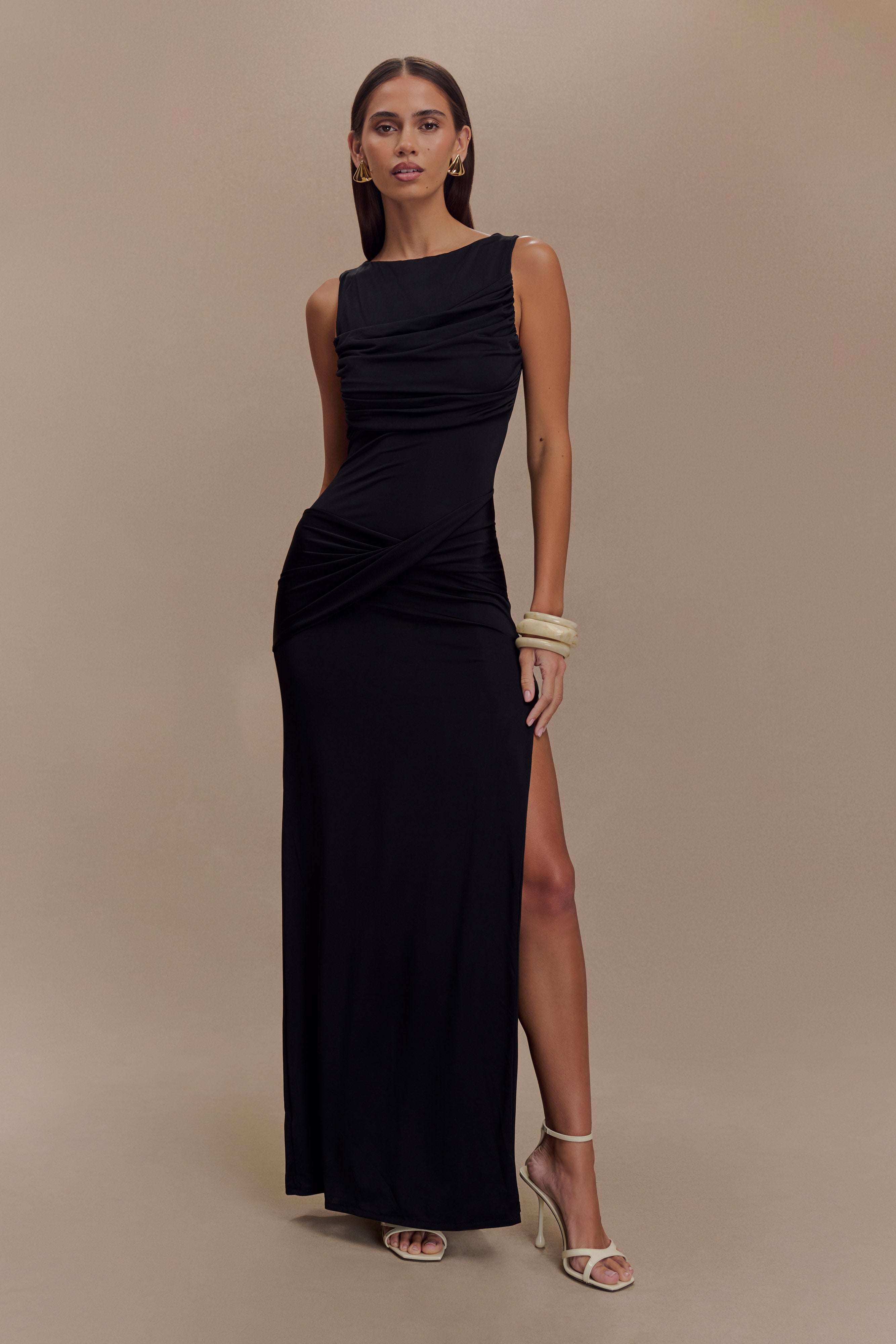 Levauro Henley Slinky Drape Maxi Elbise - Siyah