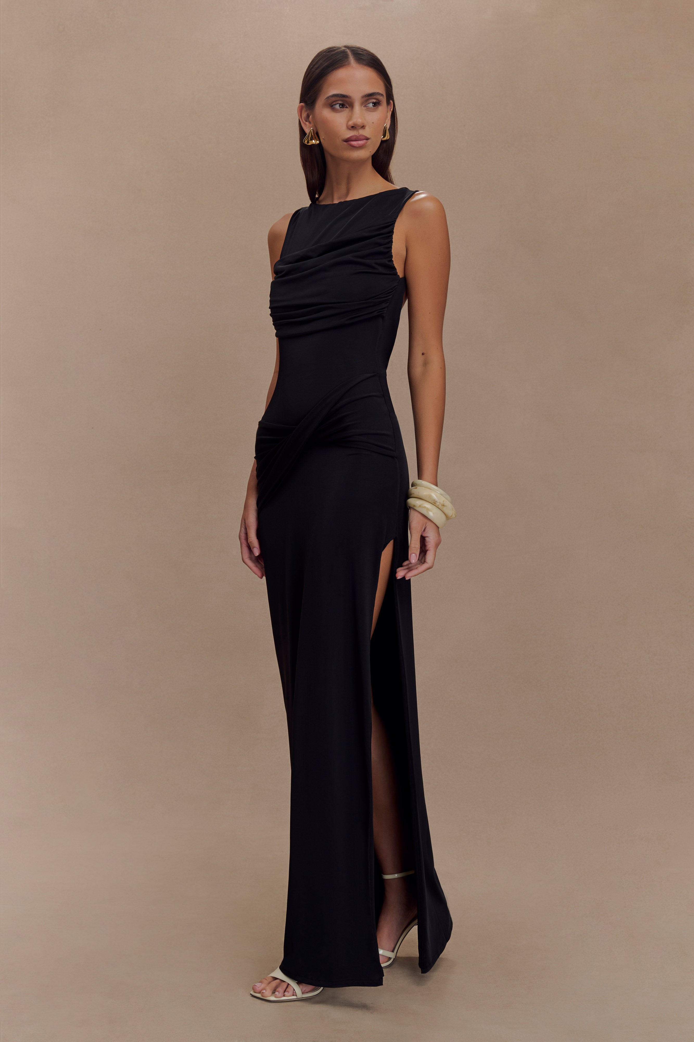 Levauro Henley Slinky Drape Maxi Elbise - Siyah