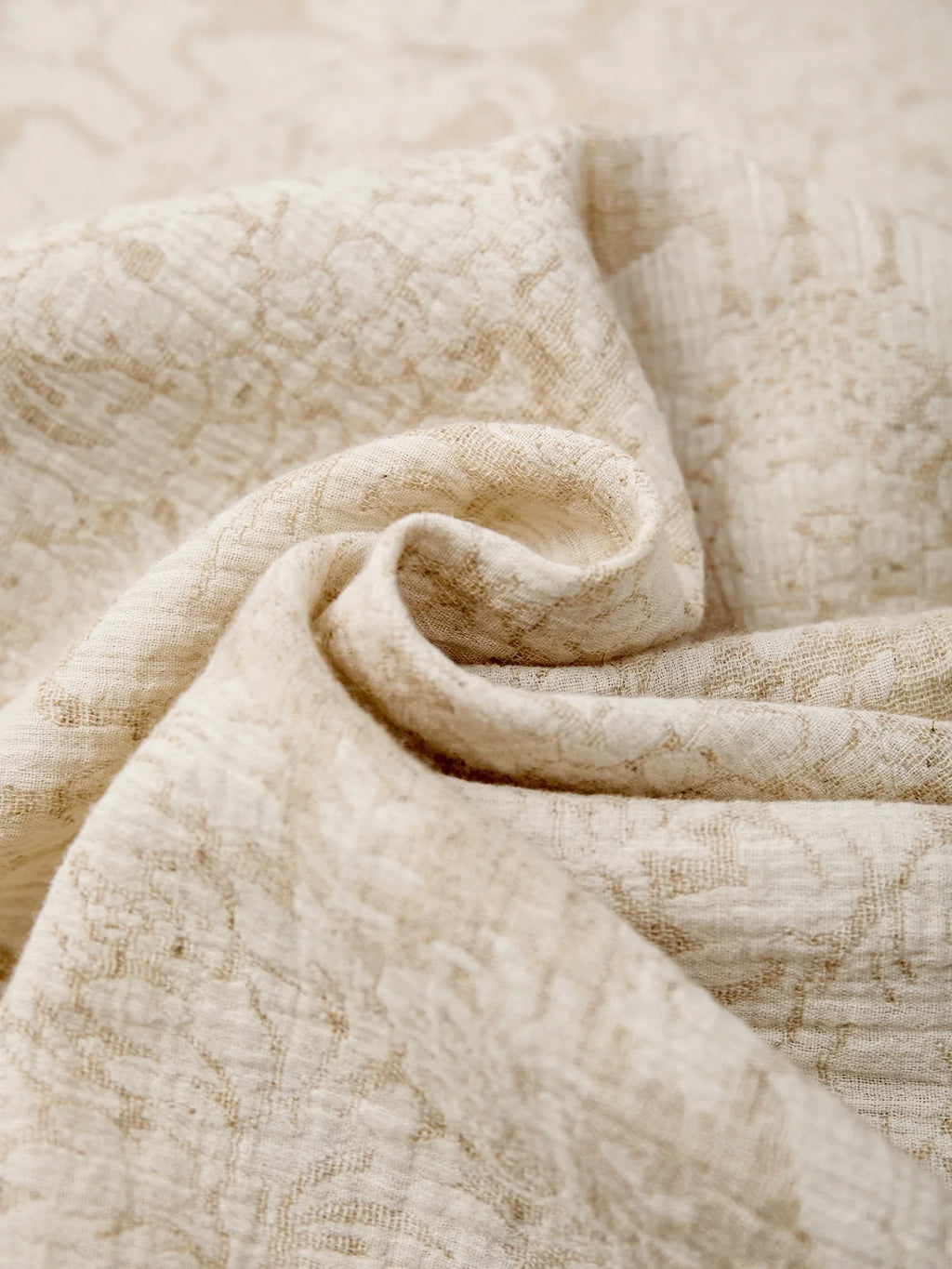 Levauro Keten Yaka Kısa Kollu Jakarlı Üst