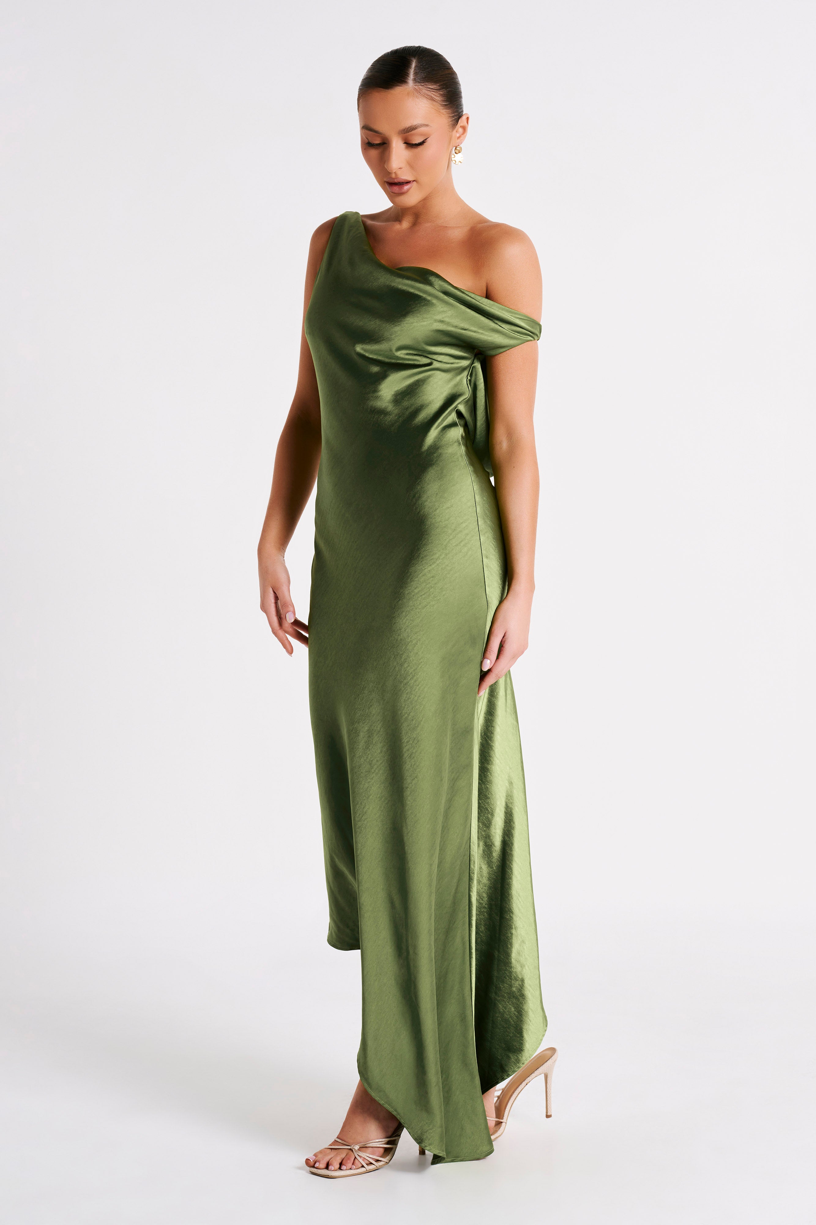 Levauro Asimetrik Kenarlı Yvette Slip Maxi Elbise - Zümrüt