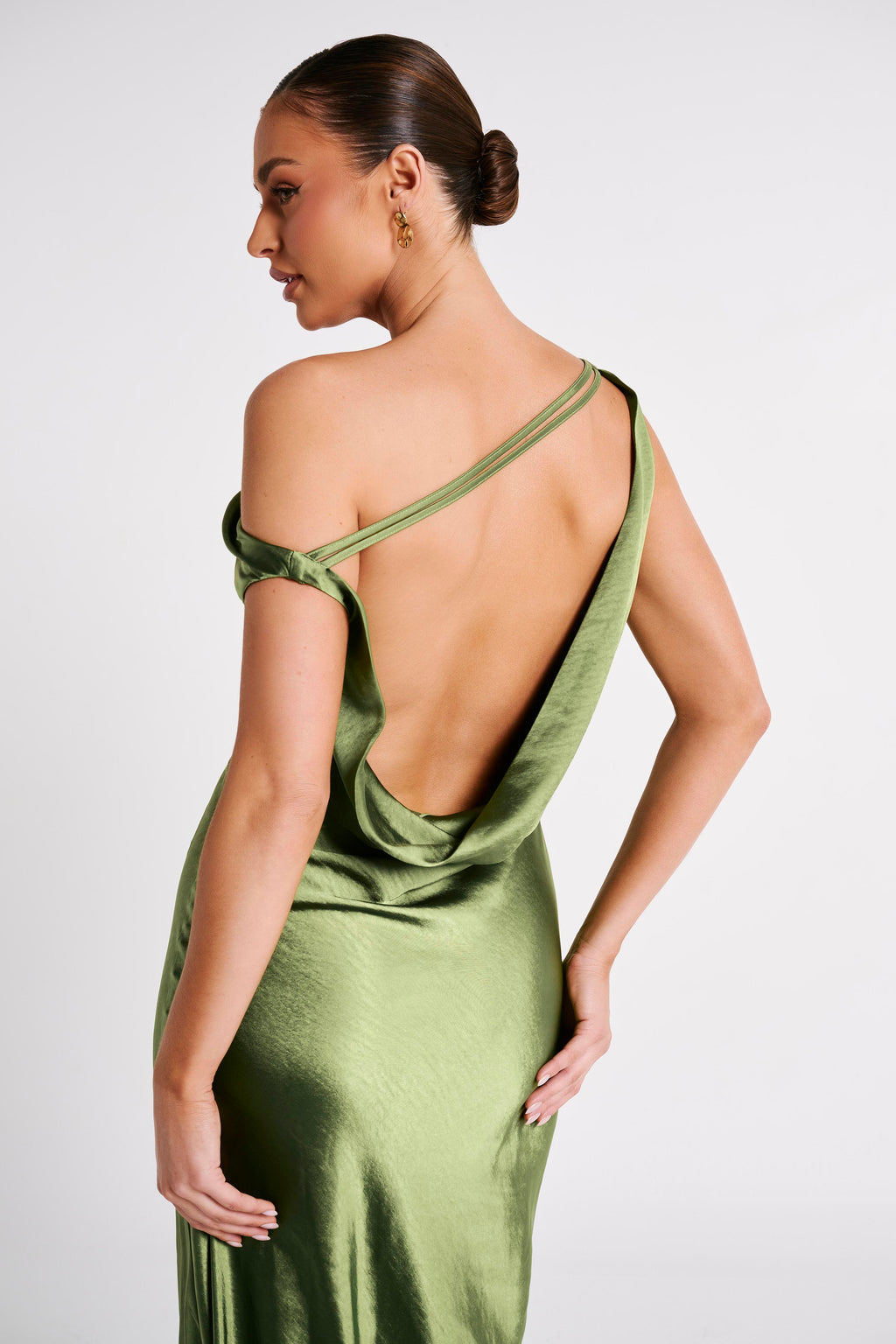 Levauro Asimetrik Kenarlı Yvette Slip Maxi Elbise - Zümrüt