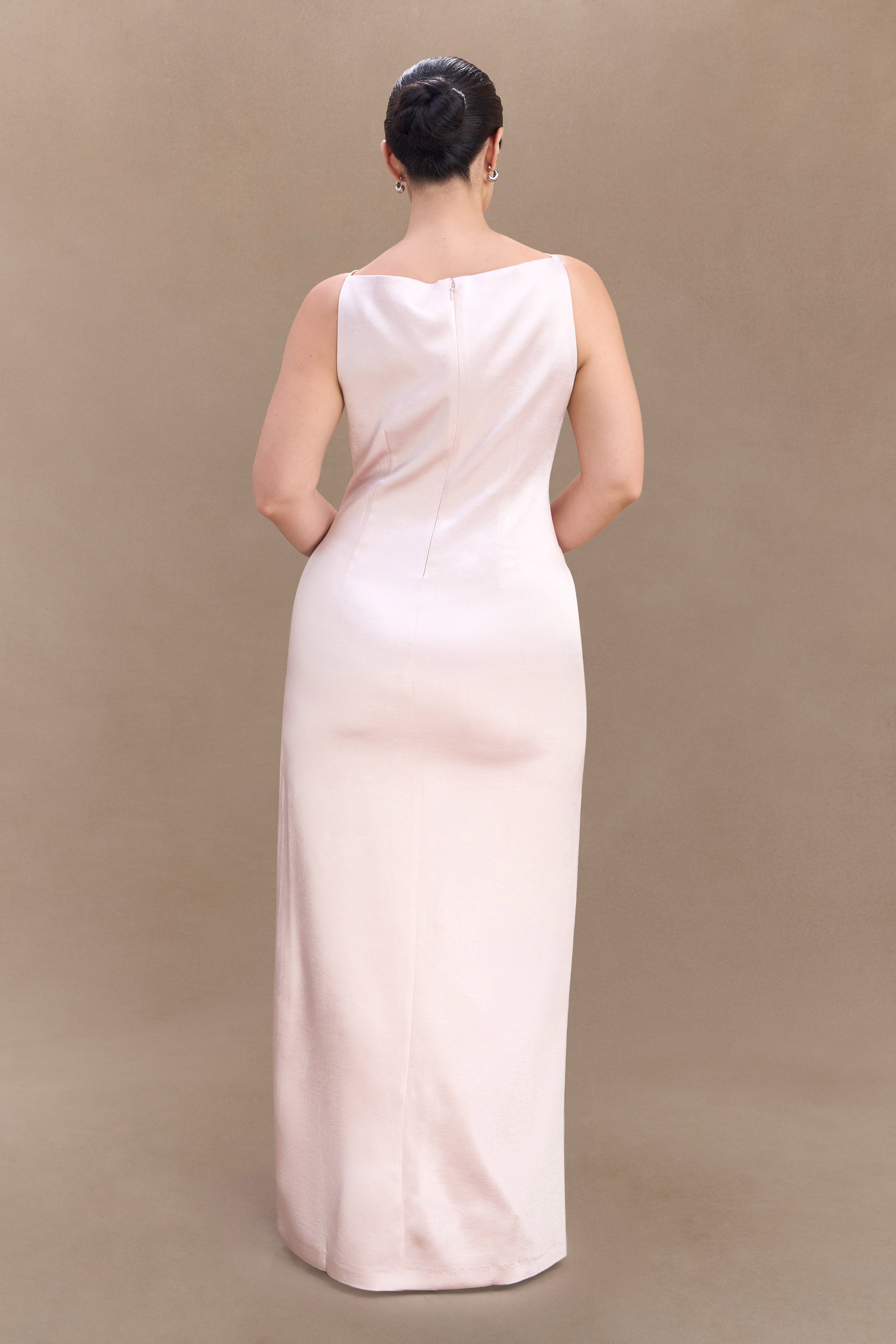 Levauro Mor Kolsuz Saten Maxi Elbise - Soft Pembe
