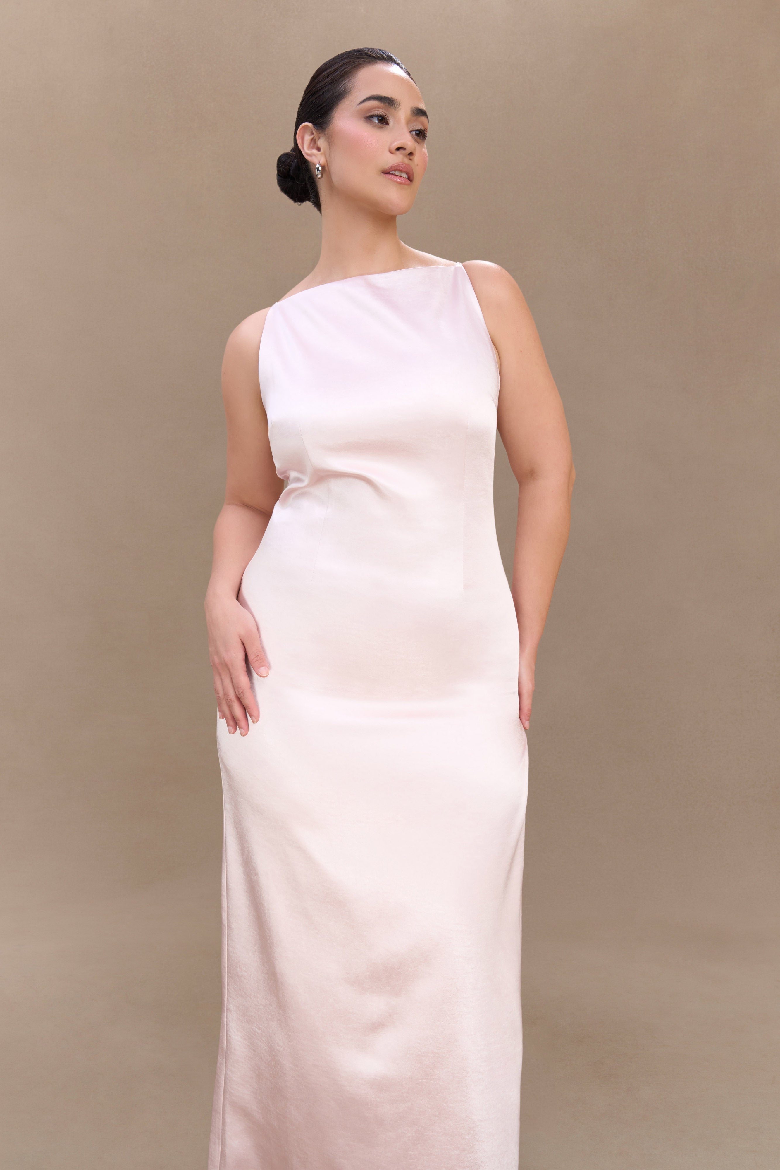 Levauro Mor Kolsuz Saten Maxi Elbise - Soft Pembe