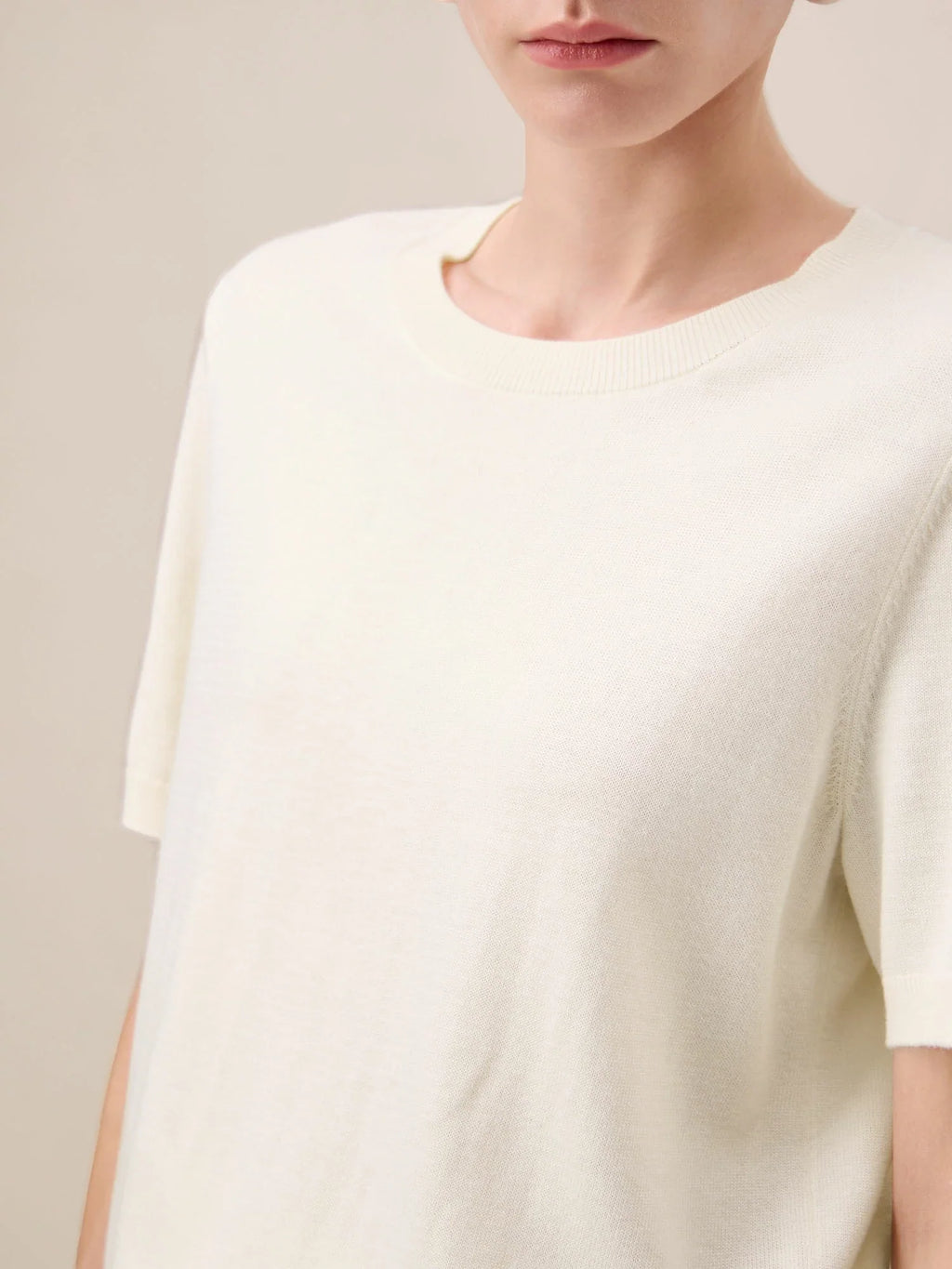 Levauro Yün Kısa Kollu Kazak Tişört