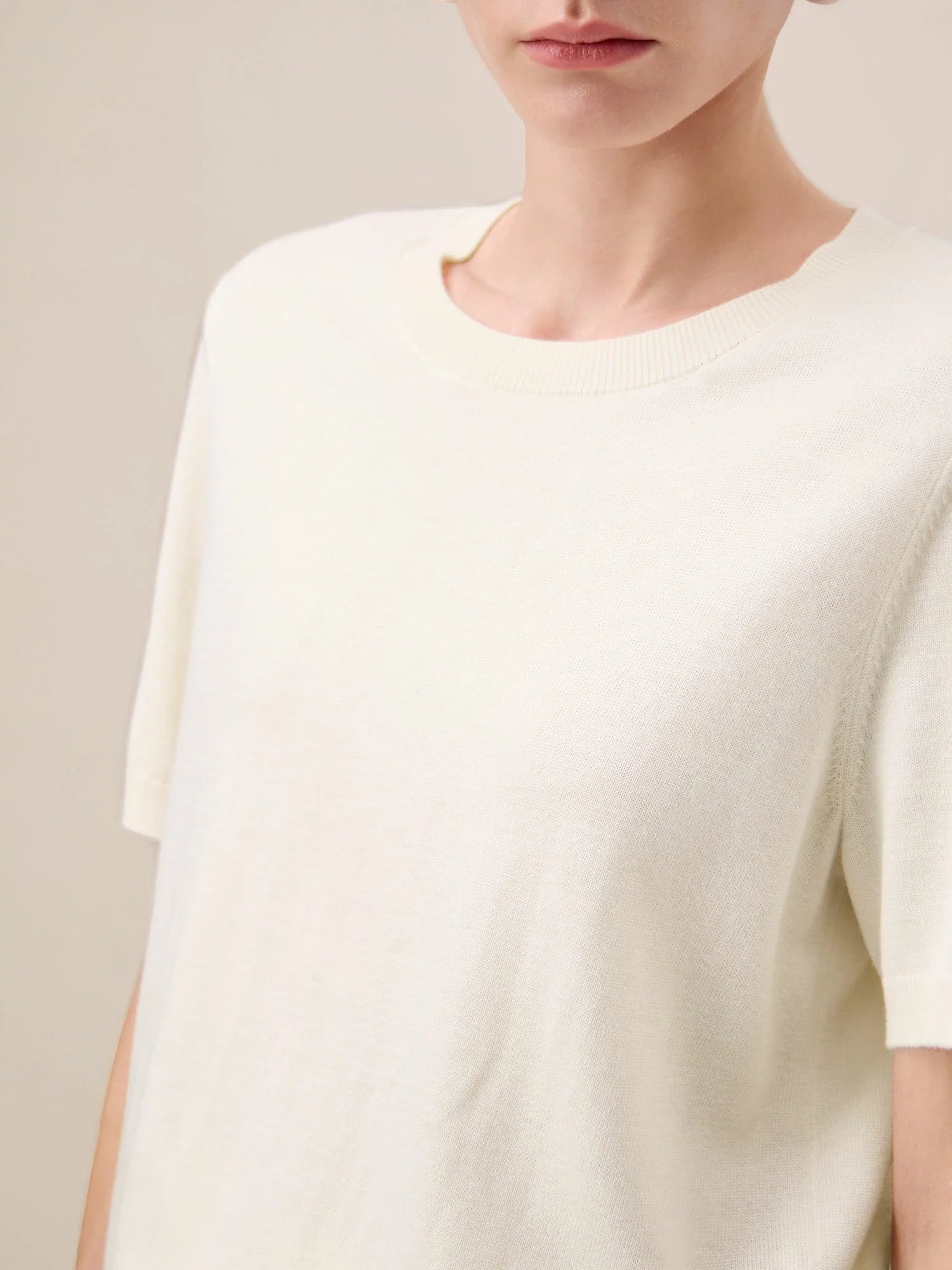 Levauro Yün Kısa Kollu Kazak Tişört