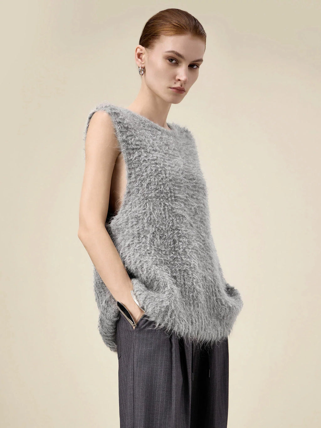 Levauro Kadın Yuvarlak Yaka Kolsuz Peluş Örgü Yelek