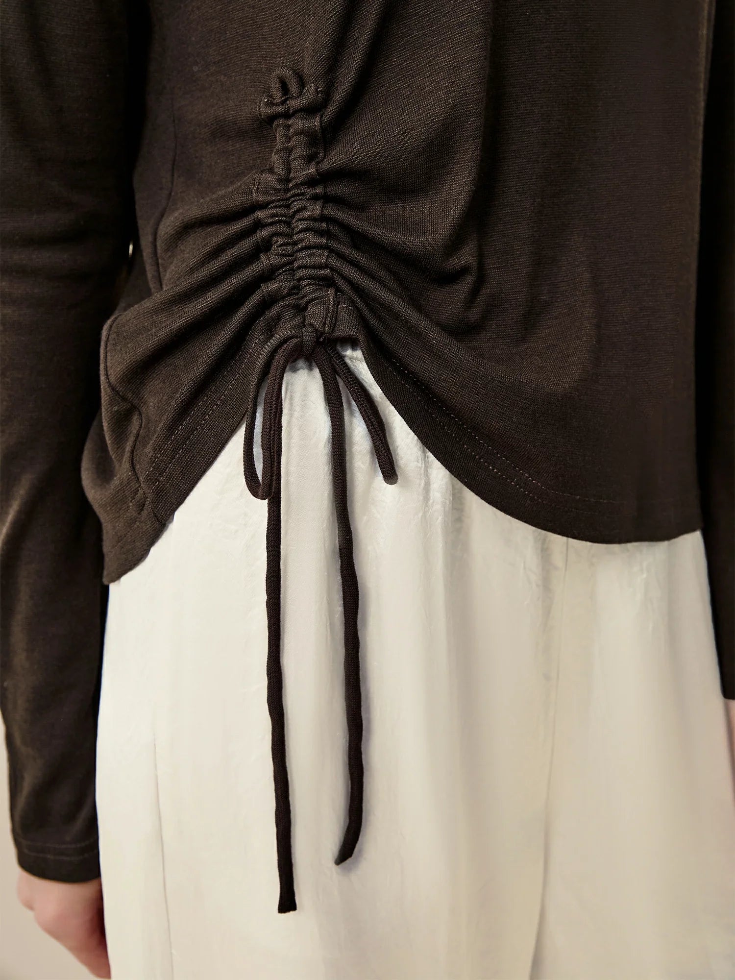 Levauro Lyocell ve Yünlü Bağcıklı Tişört