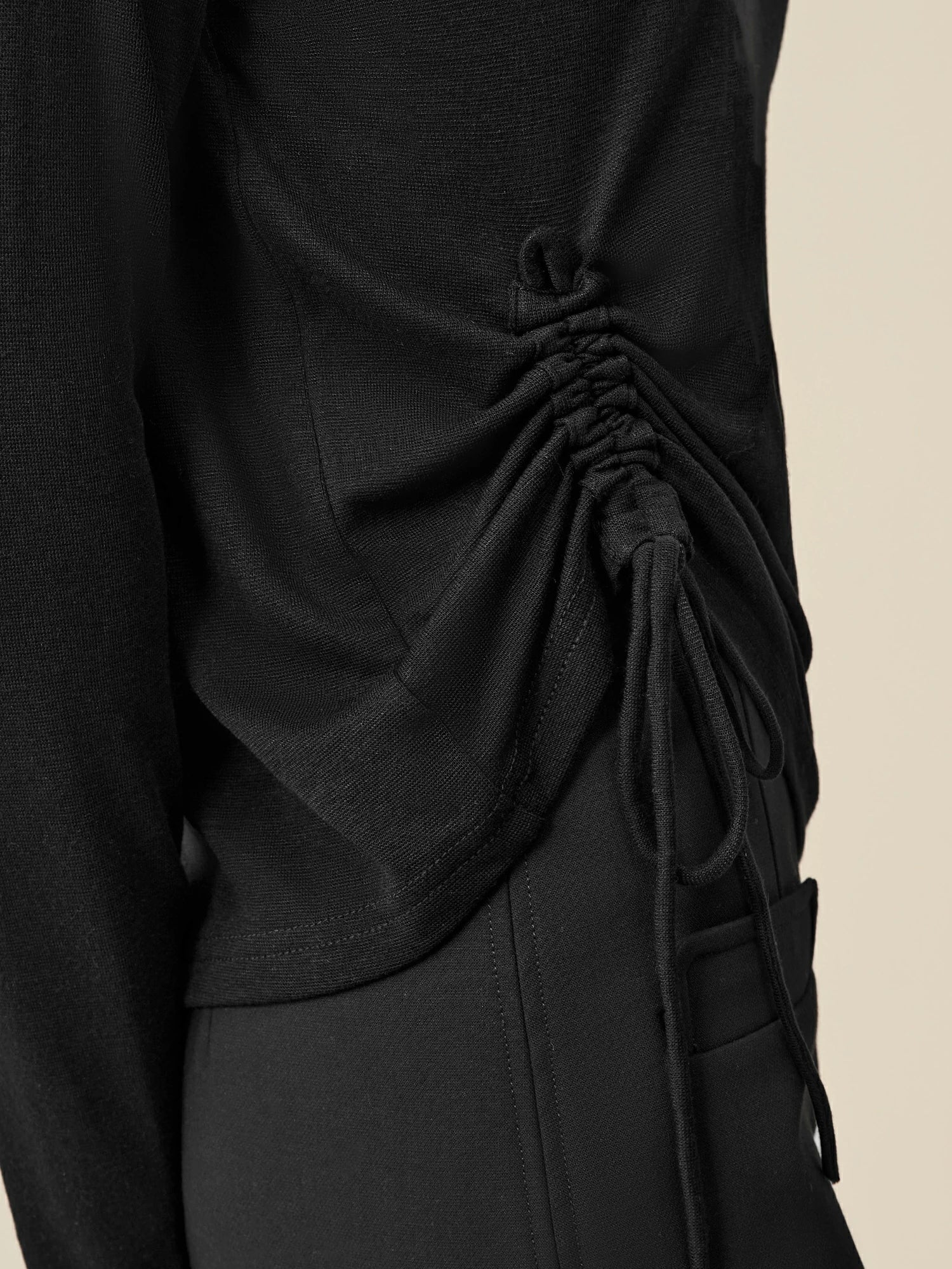 Levauro Lyocell ve Yünlü Bağcıklı Tişört